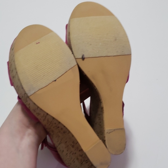 《Lumiani》Fuchsia Pink Wedges Sz 8 Strappy Heels - Picture 7 of 8